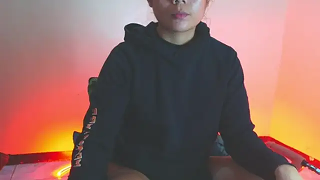 Snapshot of Raquel789 chatting on March 21, 2026, 4:21 pm Raquel789 online show from March 21, 2026, 4:21 pm