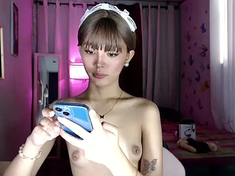 Snapshot of Angel_Morgan69 chatting on September 20, 2025, 12:44 am Angel Morgan69 online show from September 20, 2025, 12:44 am