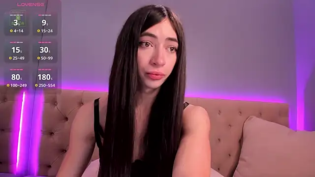 NickieRainer online show from March 14, 2025, 7:48 am