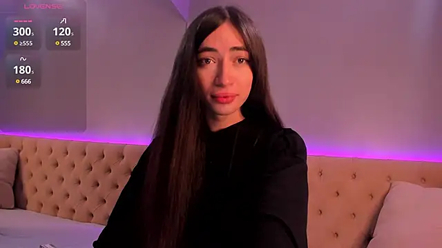 NickieRainer online show from March 15, 2025, 2:23 pm