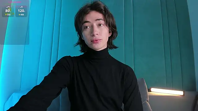 NickieRainer online show from September 18, 2025, 4:47 am