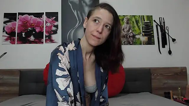 Naschkatze01 online show from February 9, 2025, 9:26 am