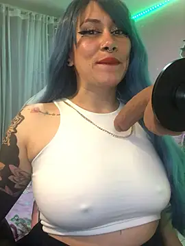 Snapshot of Luna_Paris_ chatting on December 9, 2024, 11:45 pm Luna Paris online show from December 9, 2024, 11:45 pm