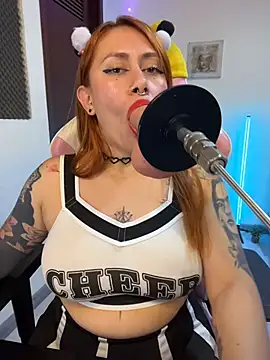 Snapshot of Luna_Paris_ chatting on August 8, 2026, 12:57 am Luna Paris online show from August 8, 2026, 12:57 am