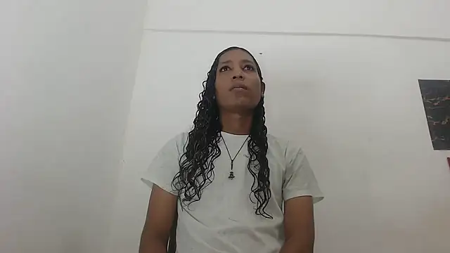 shairaStarr online show from December 4, 2024, 1:03 am