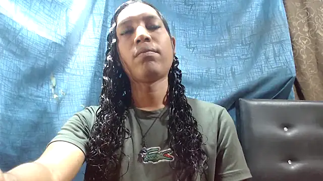 Snapshot of shairaStarr chatting on October 15, 2025, 1:55 pm shairaStarr online show from October 15, 2025, 1:55 pm