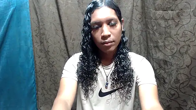 Snapshot of shairaStarr chatting on October 18, 2025, 2:58 am shairaStarr online show from October 18, 2025, 2:58 am