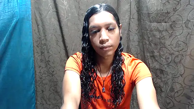 Snapshot of shairaStarr chatting on October 21, 2025, 1:12 pm shairaStarr online show from October 21, 2025, 1:12 pm