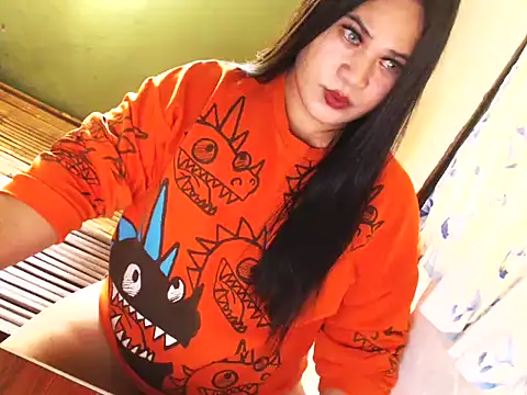 Hugeladycockmarga online show from March 25, 2026, 2:50 am