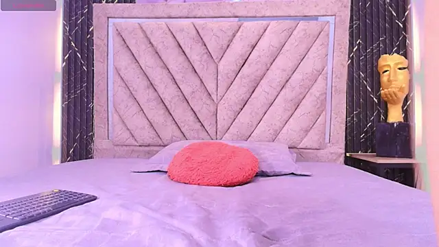 Snapshot of Hanna_Evaanss chatting on October 7, 2025, 8:17 pm Hanna Evaanss online show from October 7, 2025, 8:17 pm