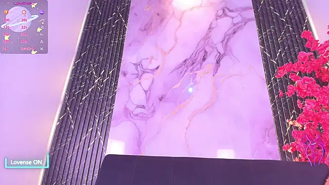 Snapshot of Hanna_Evaanss chatting on October 20, 2025, 8:31 pm Hanna Evaanss online show from October 20, 2025, 8:31 pm