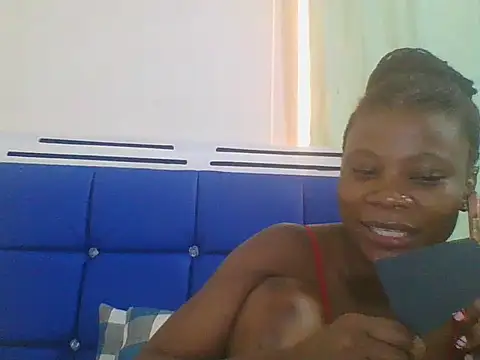 Sweetbaby004 online show from September 30, 2025, 9:25 am