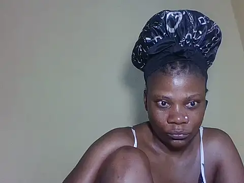 Sweetbaby004 online show from June 22, 2026, 5:15 am
