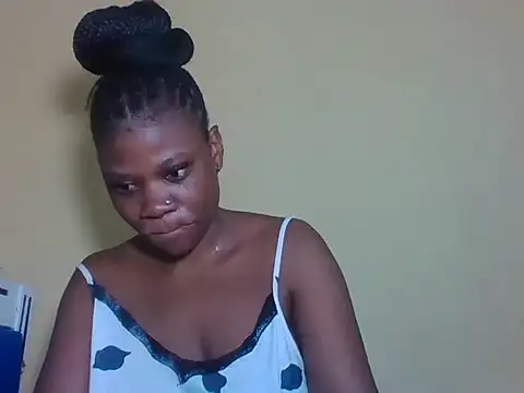 Sweetbaby004 online show from July 17, 2026, 2:24 pm