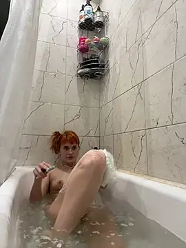LindaRoyz online show from January 6, 2025, 10:13 am