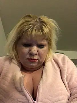 JemJensen30 online show from March 3, 2025, 12:05 pm