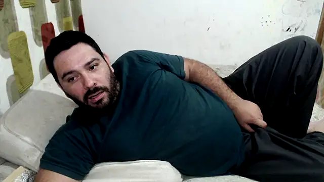 lucasprloco online show from December 10, 2024, 1:43 am