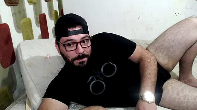 lucasprloco online show from December 13, 2024, 1:04 am
