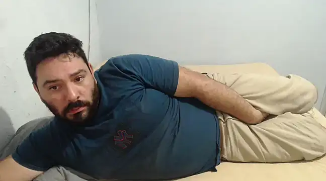 lucasprloco online show from February 20, 2025, 2:46 pm