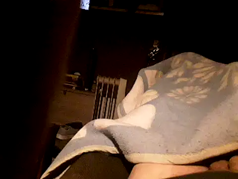 Snapshot of ciruelo1 chatting on February 13, 2025, 8:24 pm ciruelo1 online show from February 13, 2025, 8:24 pm