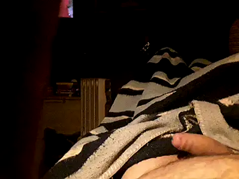 Snapshot of ciruelo1 chatting on November 8, 2025, 9:46 pm ciruelo1 online show from November 8, 2025, 9:46 pm