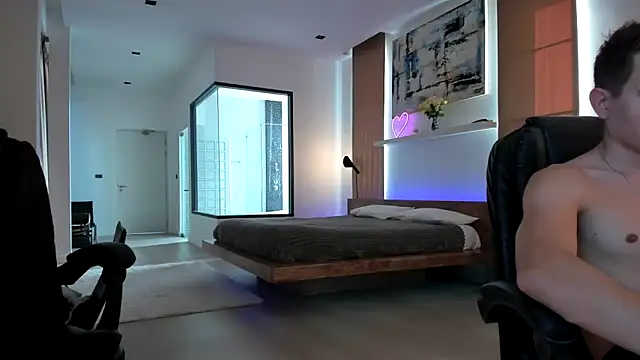 Snapshot of TommyTiffany chatting on January 2, 2025, 8:06 am TommyTiffany online show from January 2, 2025, 8:06 am