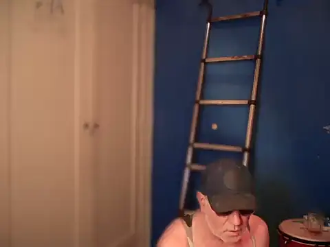 Fabrissi online show from March 3, 2026, 9:42 pm