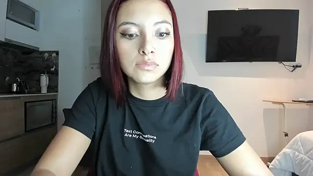 Snapshot of alexademie1 chatting on January 8, 2025, 9:01 pm alexademie1 online show from January 8, 2025, 9:01 pm