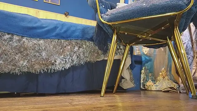 VanessaDoyle online show from March 17, 2025, 6:32 pm