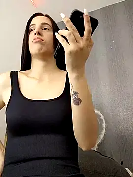 Snapshot of Amira_Milker chatting on March 1, 2025, 2:34 pm Amira Milker online show from March 1, 2025, 2:34 pm