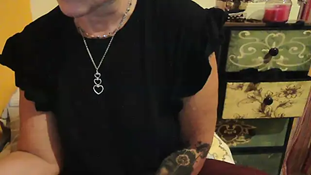 Snapshot of Althea_Love chatting on September 30, 2025, 5:07 pm Althea Love online show from September 30, 2025, 5:07 pm