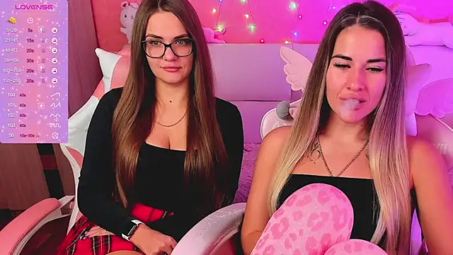 ivannatompsonnn online show from September 24, 2025, 6:06 am