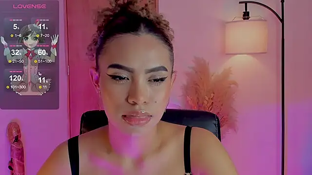 Oxana Fedorova online show from December 19, 2024, 1:07 am