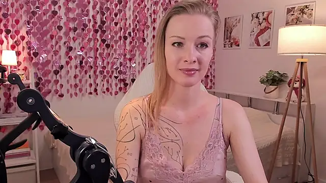 MissRightX online show from April 25, 2026, 1:41 pm