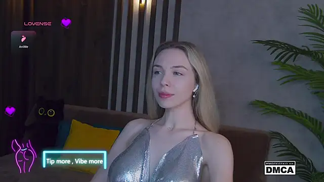 Holl1Would online show from February 14, 2025, 3:33 am