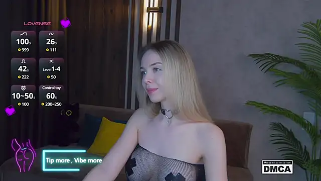 Holl1Would online show from March 2, 2025, 10:59 pm