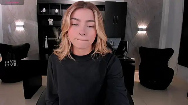 LexieWayne online show from June 27, 2026, 11:59 am