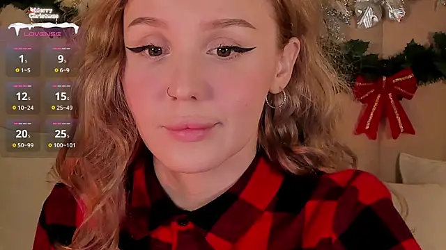 LianaFord online show from December 28, 2024, 9:08 pm