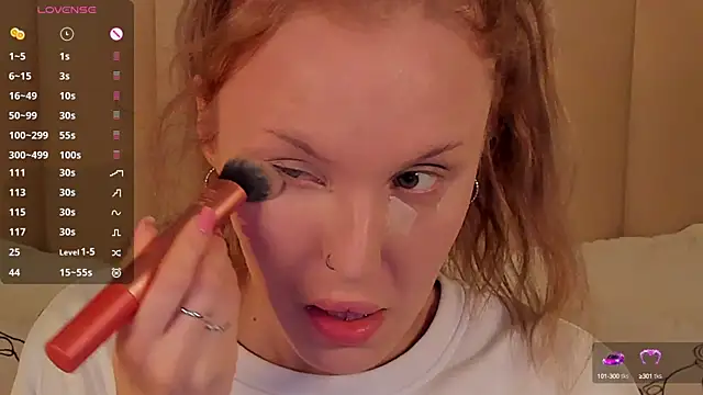 LianaFord online show from January 19, 2025, 7:47 pm