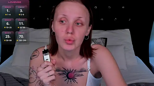 LianaFord online show from May 15, 2026, 4:14 pm
