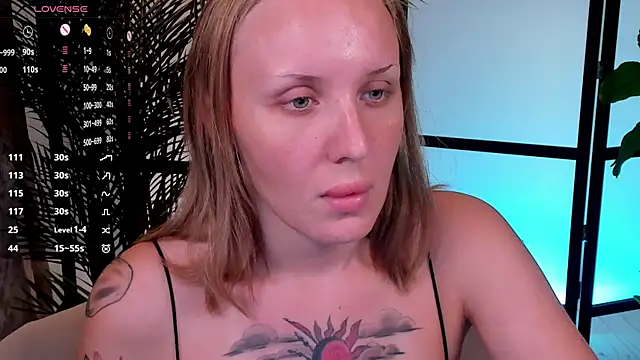 LianaFord online show from August 7, 2026, 5:31 am