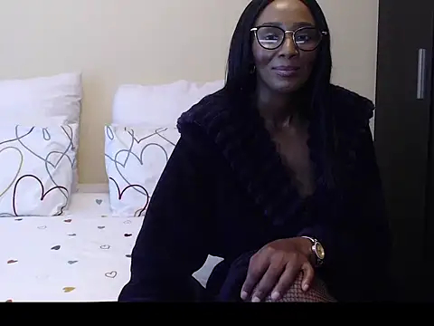 yummycherryxx online show from September 19, 2025, 8:16 am