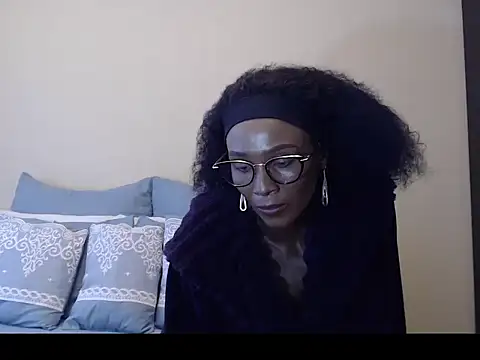 yummycherryxx online show from October 22, 2025, 7:30 am