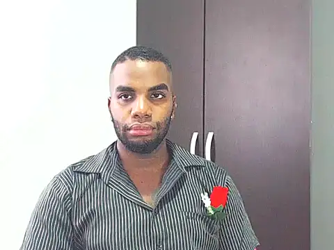 Snapshot of Rene_hotman chatting on January 15, 2025, 7:23 pm Rene hotman online show from January 15, 2025, 7:23 pm