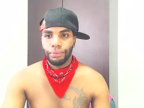 Snapshot of Rene_hotman chatting on February 15, 2025, 6:44 pm Rene hotman online show from February 15, 2025, 6:44 pm