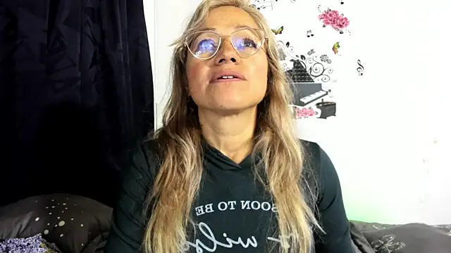 anthonela mature  online show from December 5, 2024, 10:12 pm
