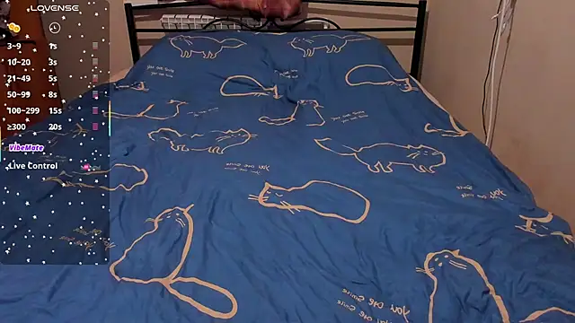 Snapshot of eva_zero chatting on February 26, 2026, 4:17 pm eva zero online show from February 26, 2026, 4:17 pm