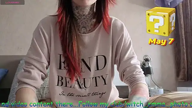 Witch Emma online show from May 7, 2026, 7:14 am