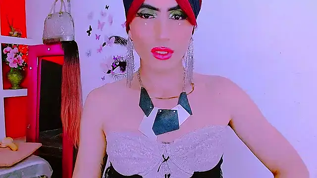 priscilahotker online show from January 19, 2025, 4:44 am