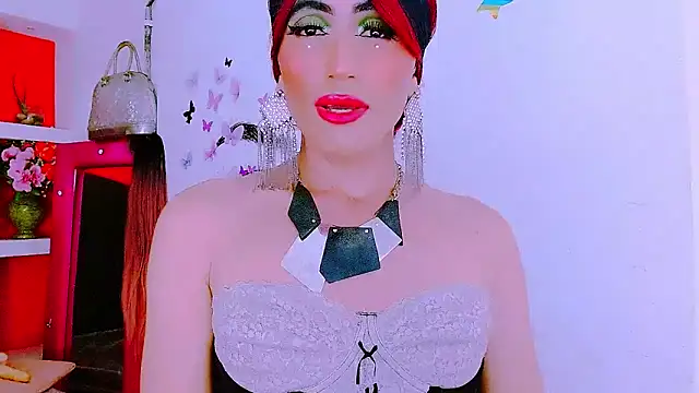 priscilahotker online show from January 19, 2025, 10:50 am